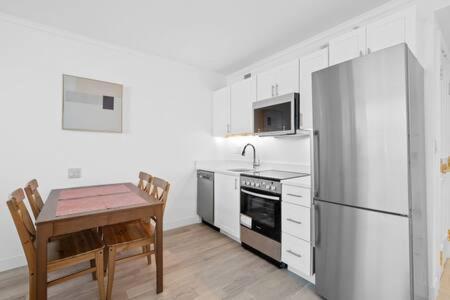 2Br 3Ba Ocean Front Condo On The Boardwalk Cozysuites Atlantic Stadt Exterior foto